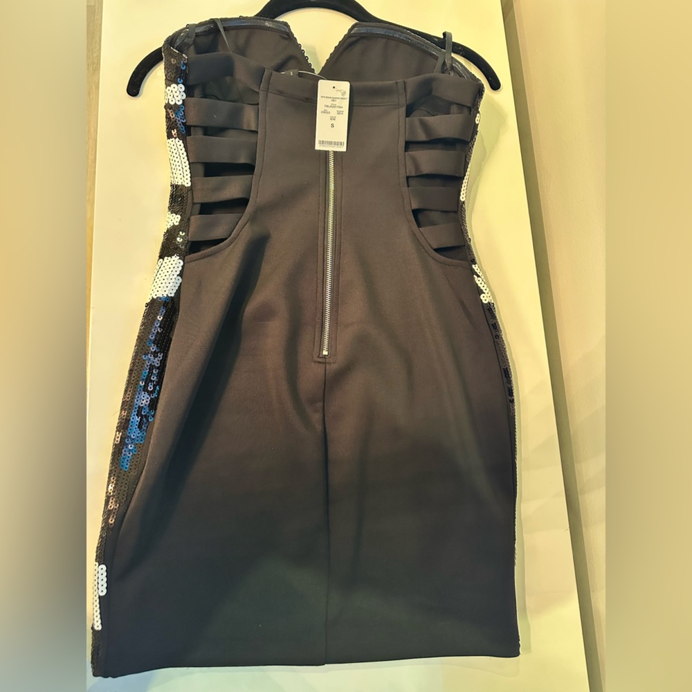 Mini Dress - Picture 2 of 4